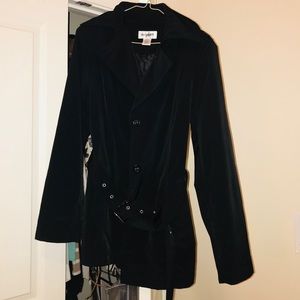 Black trench/peacoat